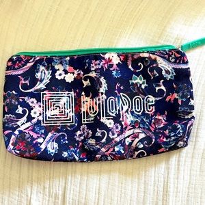 Pretty Lularoe Supply Bag